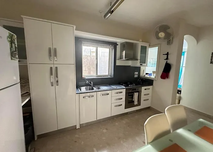 Mellieha Seaview Penthouse * Is-Sellum